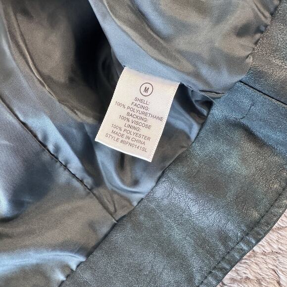 NWT Fashion Nova Arlo Green Washed Faux Leather Vegan Crop Zip Up Jacket Size M - Picture 4 of 6